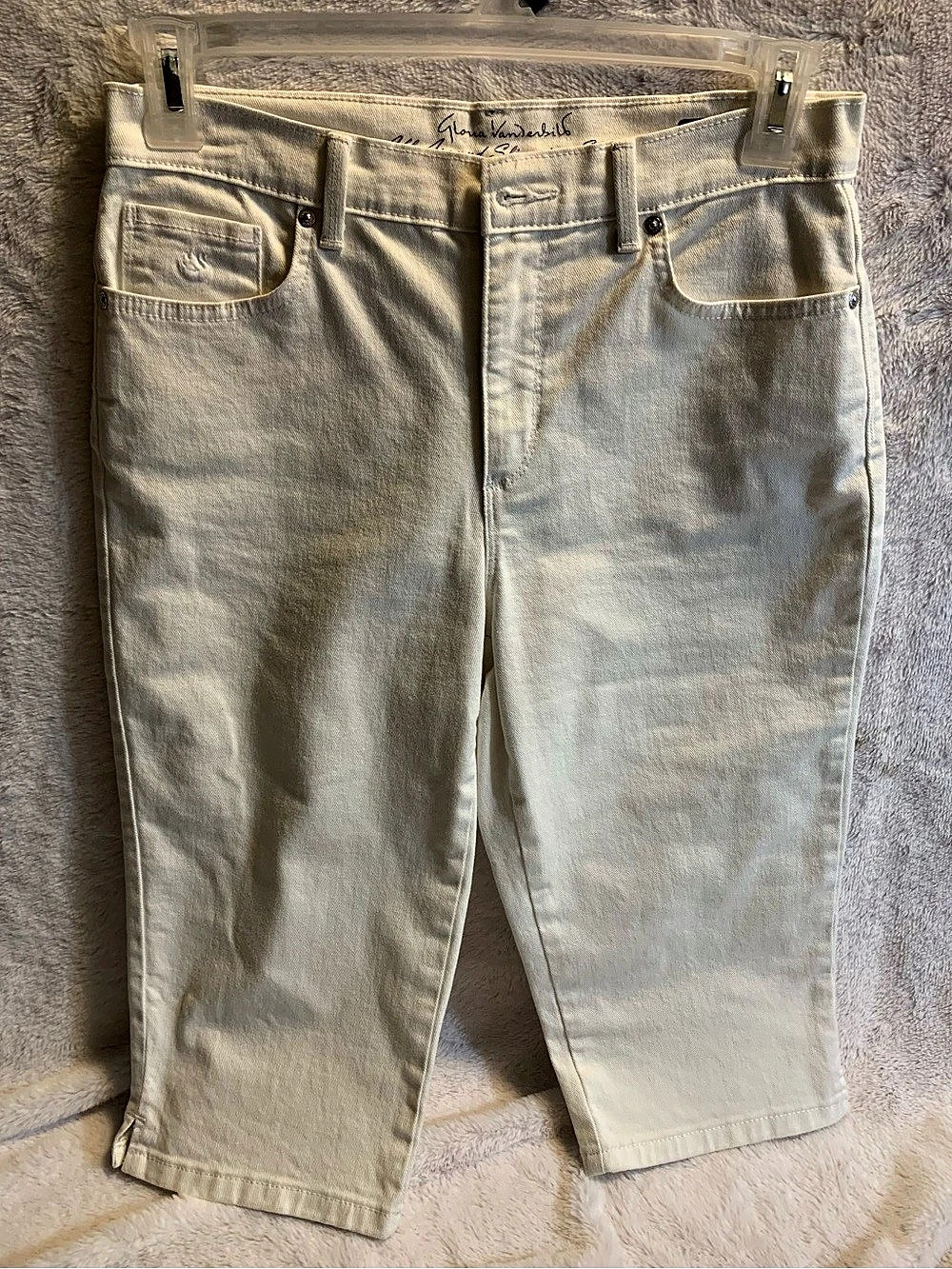 Gloria Vanderbilt Amanda Skimmer All-Around Slimming Effect Cropped Jeans White